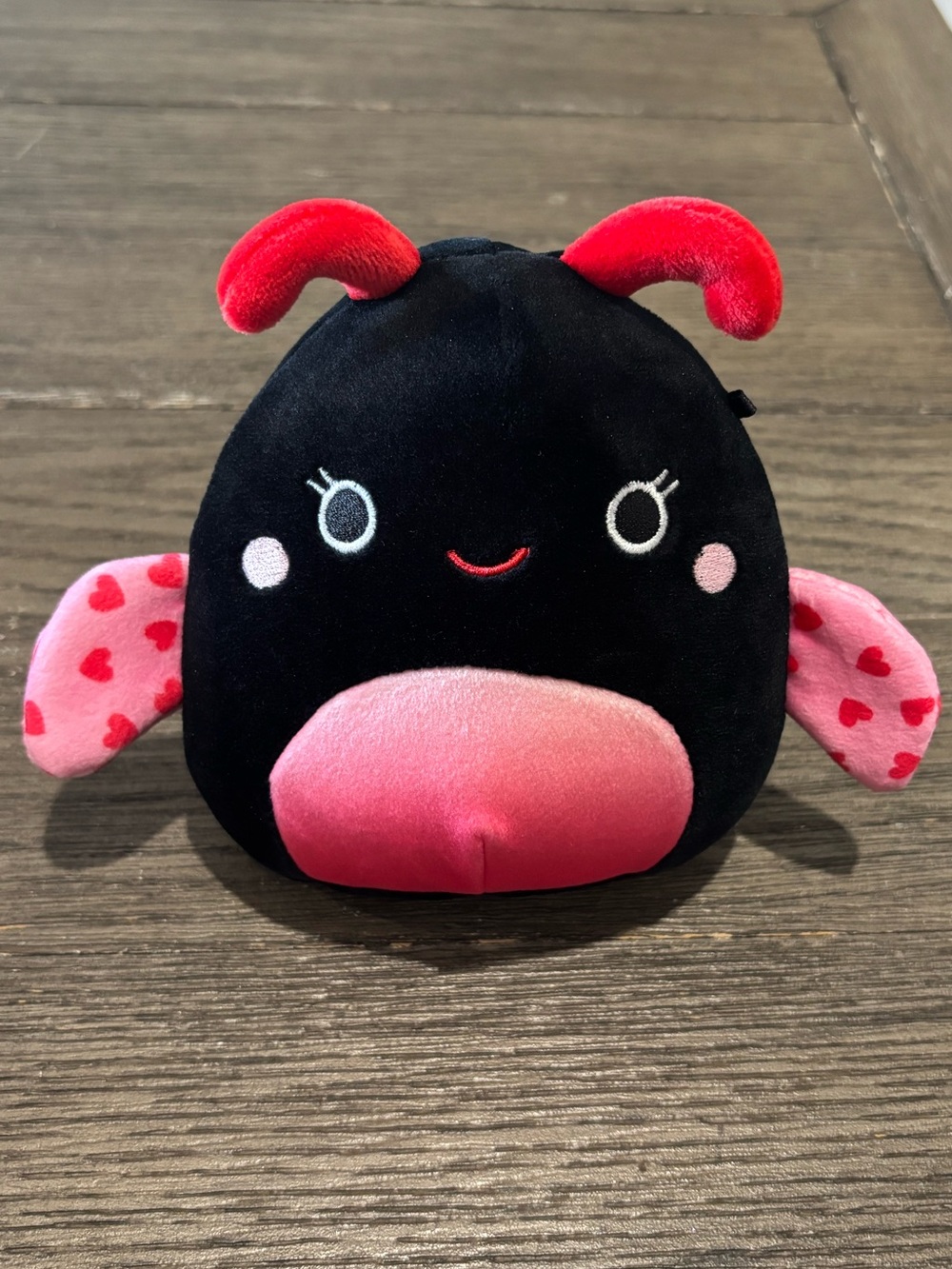 Ladee the LadyBug Squishmallow 5” Plush Black & Pink Valentine NWOT